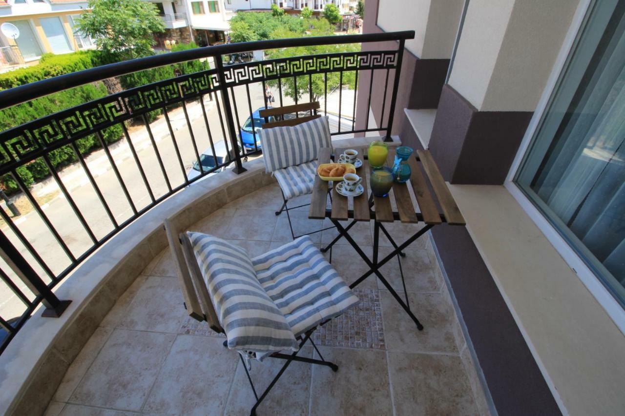 Marina Bay 22 Apartment Sweti Wlas Exterior foto